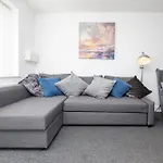 Entire Home In Downend, Bristol