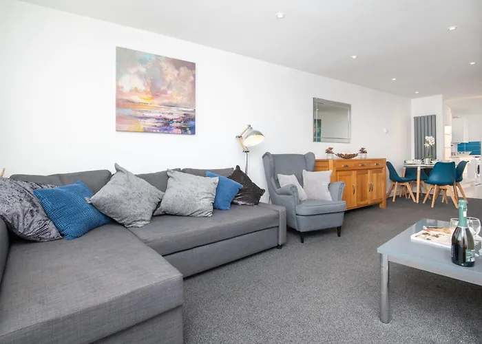 Entire Home In Downend, Bristol